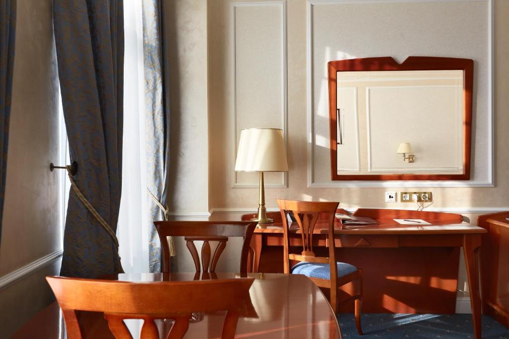 Europe Hotel Minsk Quarto foto